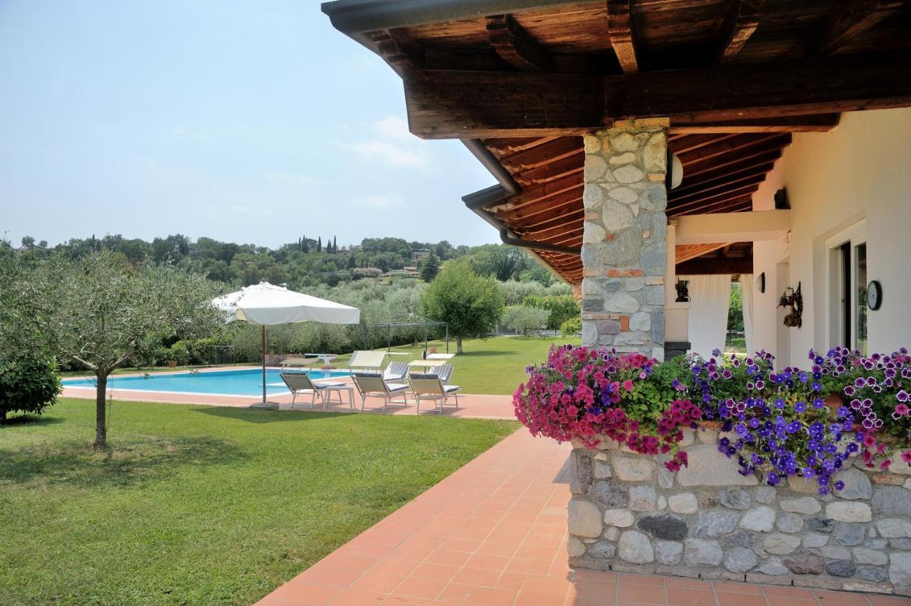 Villa Josephine San Felice del Benaco Bagian luar foto