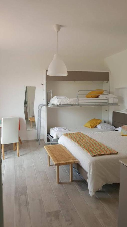 Villa Josephine San Felice del Benaco Bagian luar foto