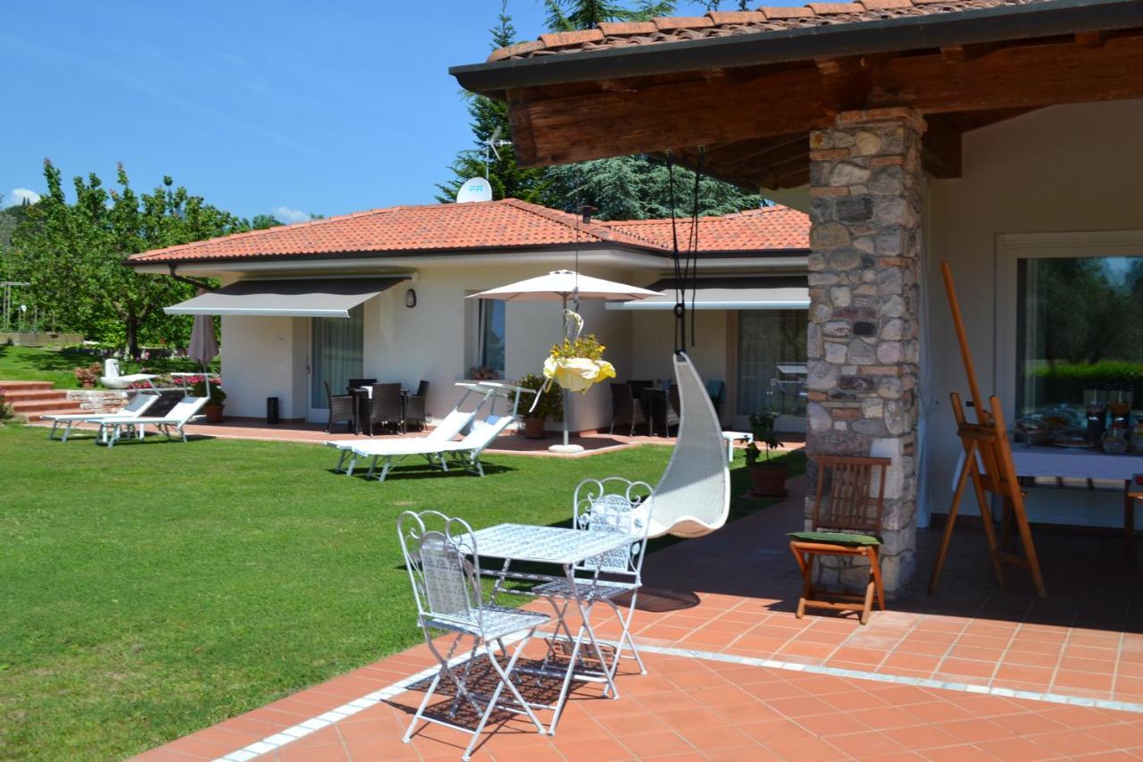 Villa Josephine San Felice del Benaco Bagian luar foto