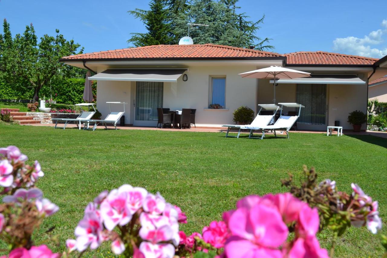 Villa Josephine San Felice del Benaco Bagian luar foto