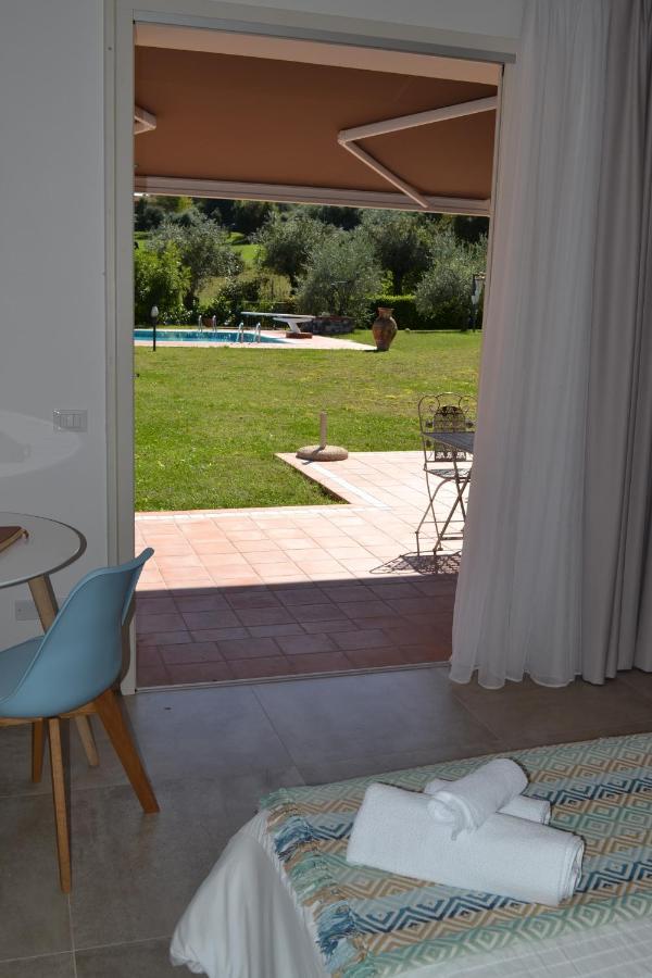 Villa Josephine San Felice del Benaco Bagian luar foto